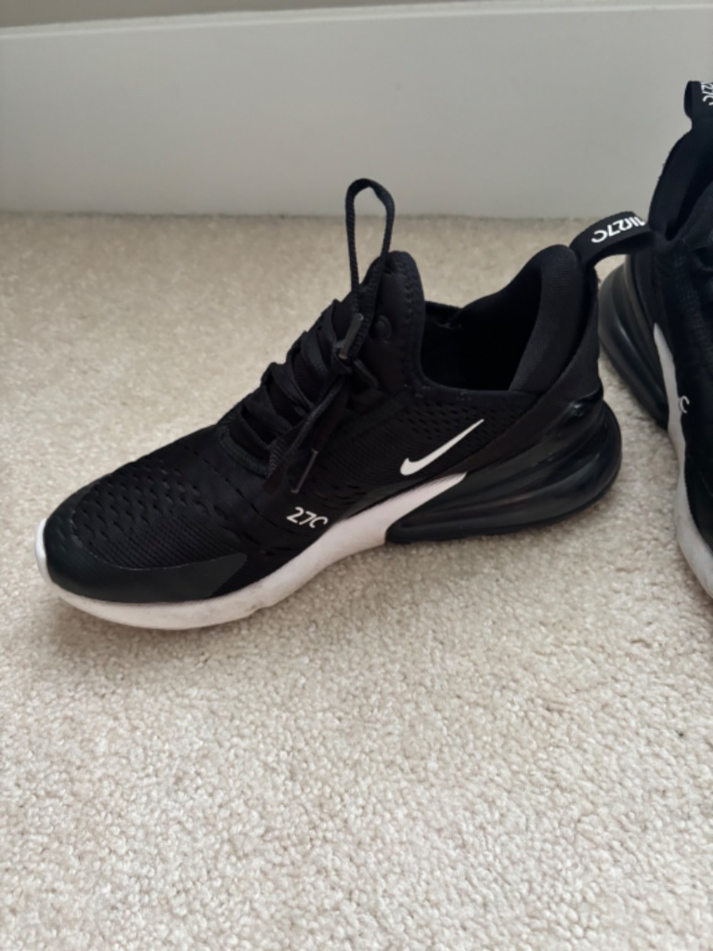 Nike Air Max 270 Black White 6Y Women’s 7.5 Sneakers 943345-001 - Picture 5 of 6